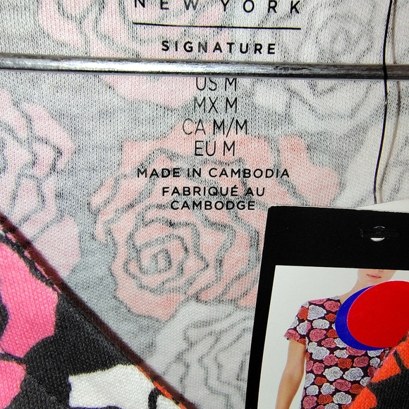 Jones New York Black Floral Camellia Multi T-shirt Size M - Picture 7 of 10